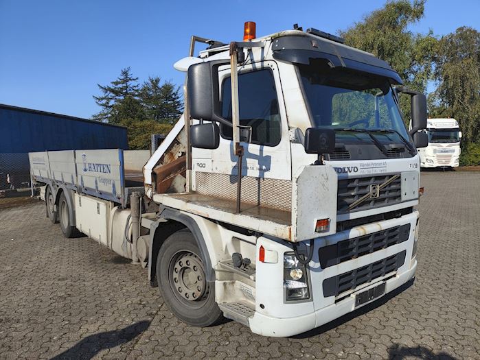 Volvo FM9, Crane