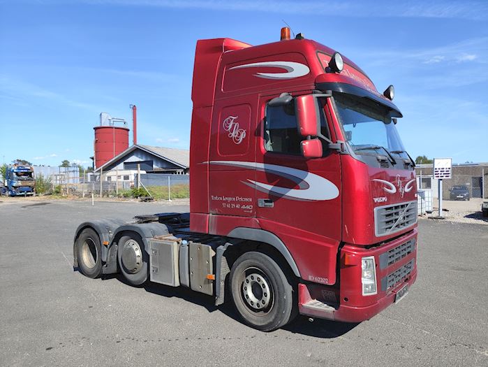 Volvo FH440 pusher, Tractor