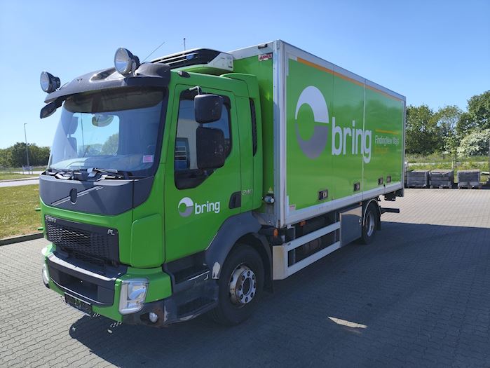 Volvo FL240 14t, Closed box