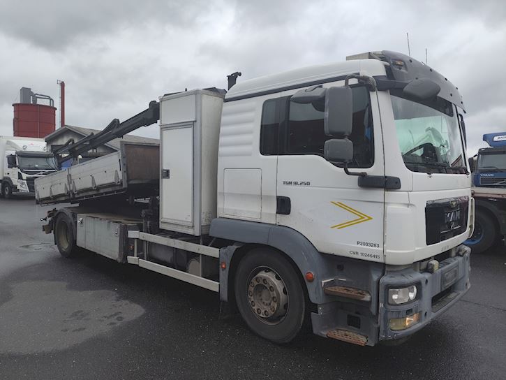 man_tgm_18250_kran_kipper_crane - 2