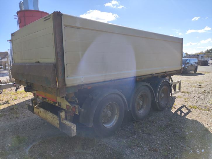 kel-berg_tandem-trailer_tip - 4
