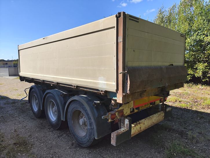 kel-berg_tandem-trailer_tip - 5