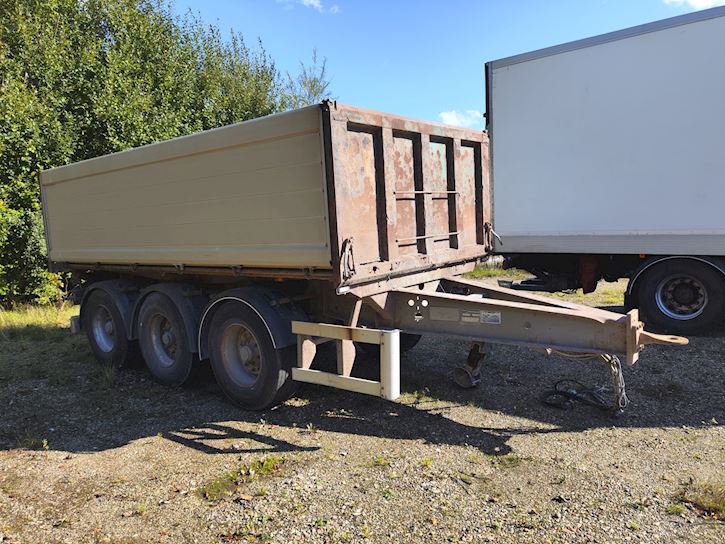 kel-berg_tandem-trailer_tip - 2