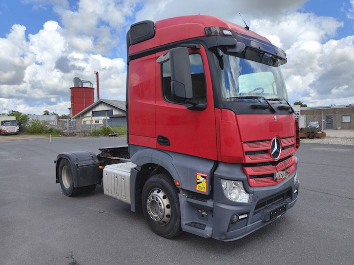 mercedes_actros_1843_traekker - 2